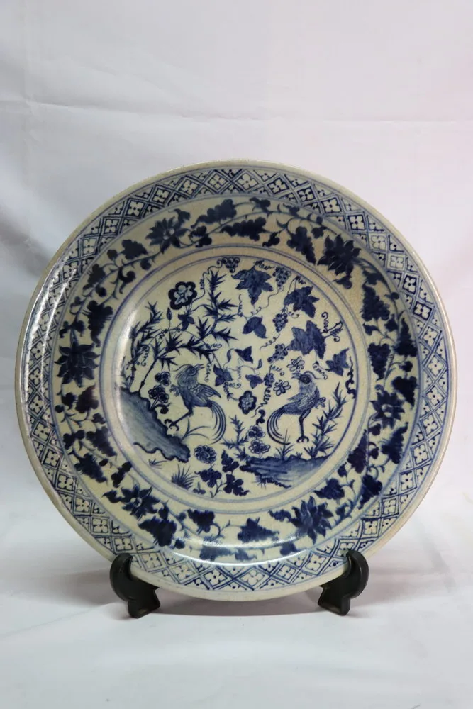 Antique Chinese Blue and White Porcelain Charger Plate Early Ming Dynasty, view 3