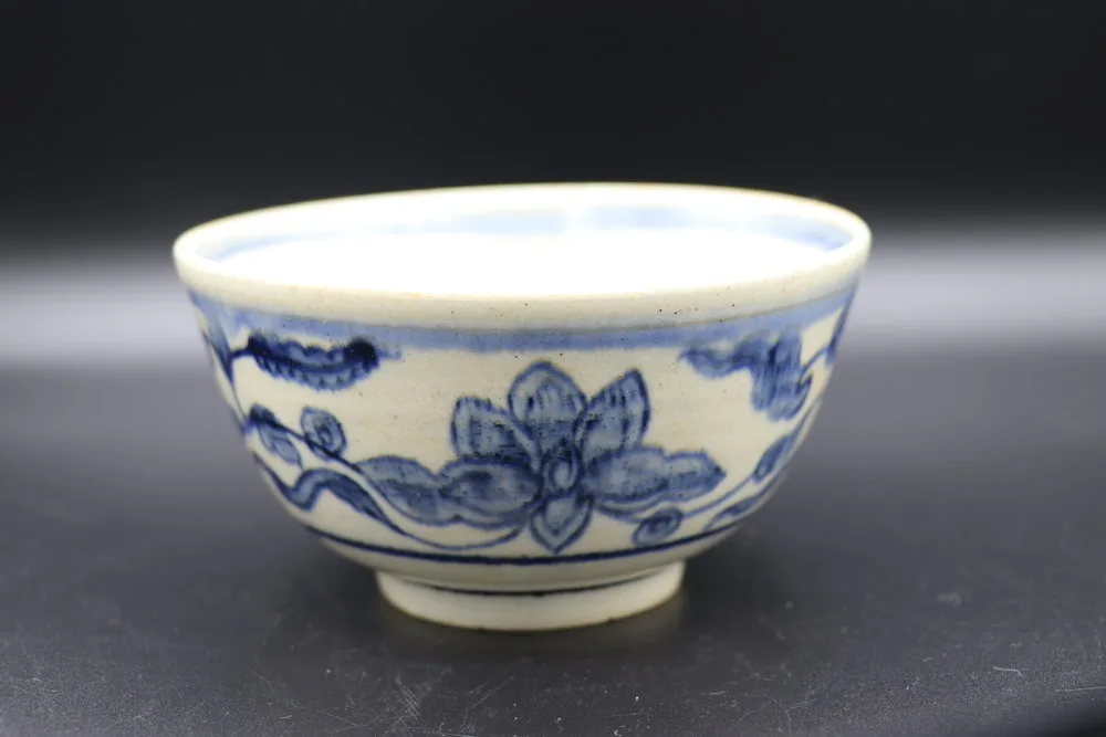 Antique Chinese Blue and White Ming Bowl Jiajing Mark (1521-1567 A.D), view 2