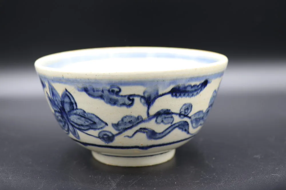 Antique Chinese Blue and White Ming Bowl Jiajing Mark (1521-1567 A.D), view 3
