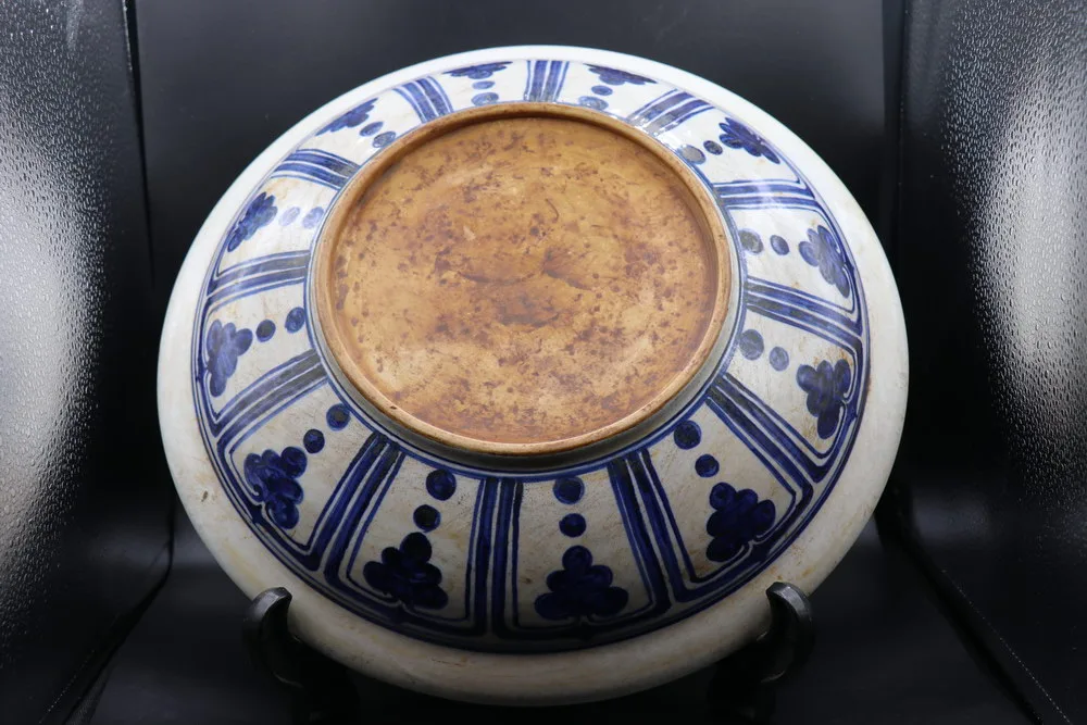 Antique Chinese Blue and White Ming Dynasty Plate with Character Riding a Horse, view 3