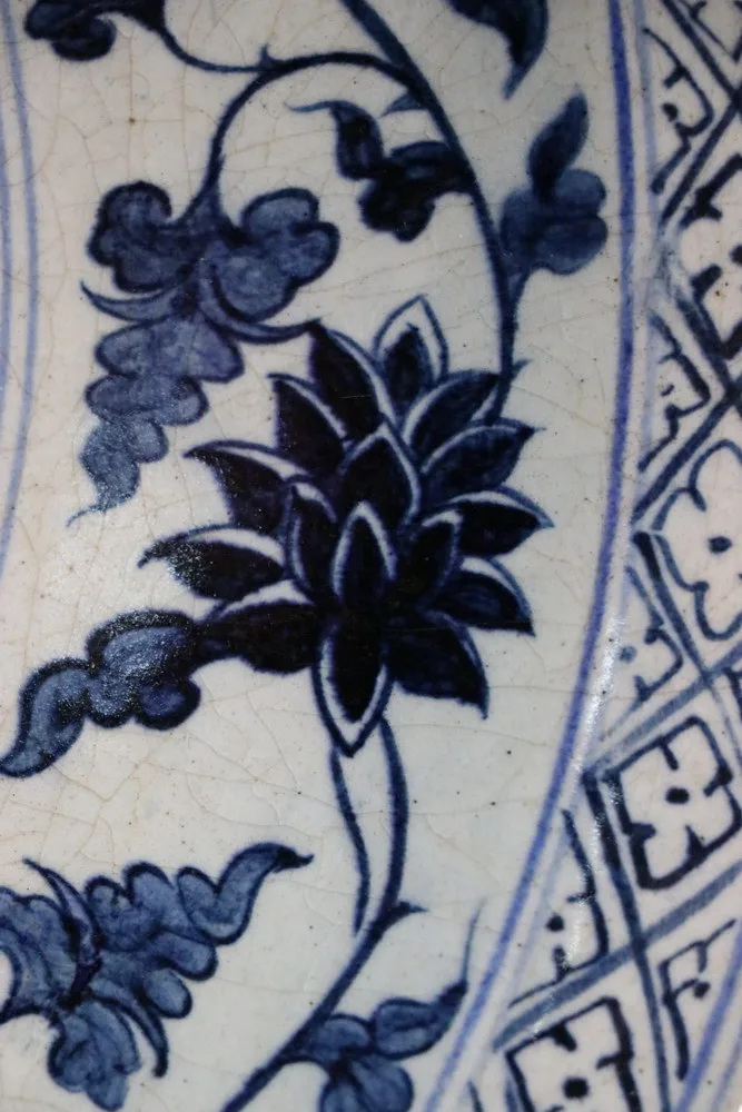 Antique Chinese Blue and White Yuan Charger Plate 3 Claw Dragon, view 2