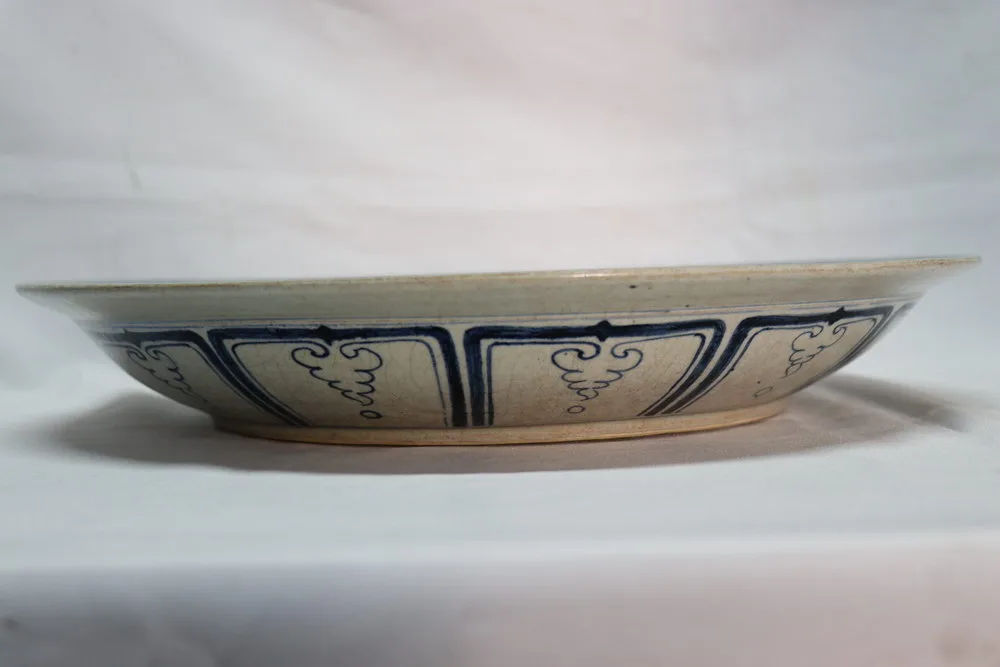 Antique Chinese Blue and White Yuan Charger Plate 3 Claw Dragon, view 3