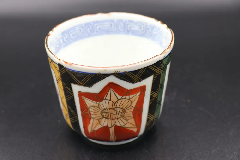 Antique Chinese Enameled Porcelain Cup Set Late Qing Dynasty, view 3