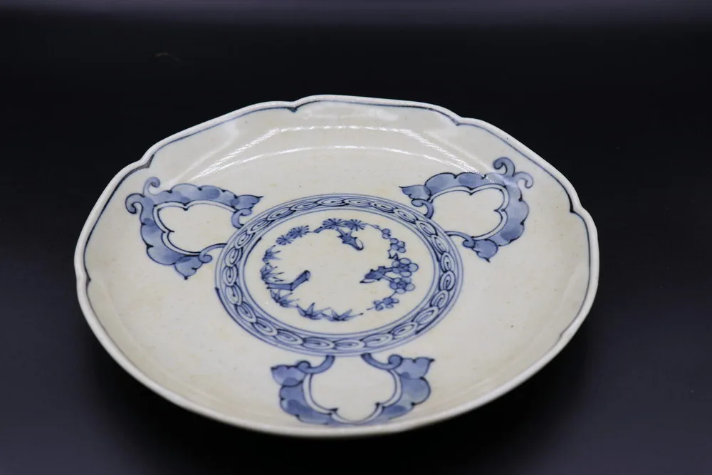 Antique Chinese Porcelain Plate Qing Dynasty, view 3