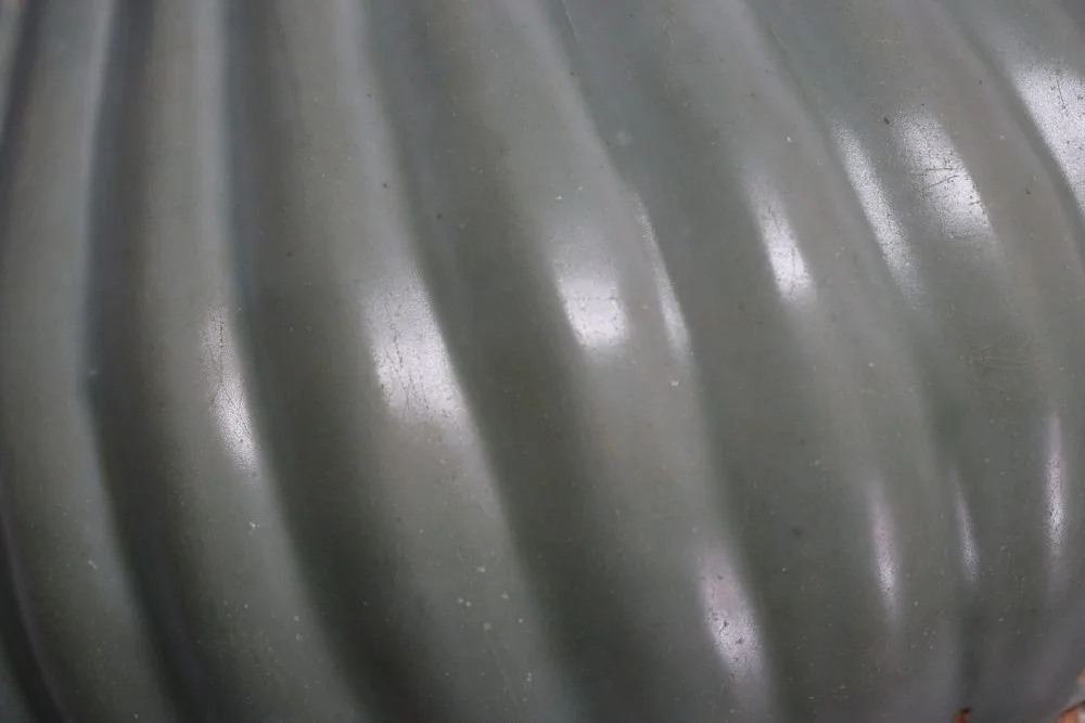 Antique Chinese Song dynasty Celadon Jar, view 3