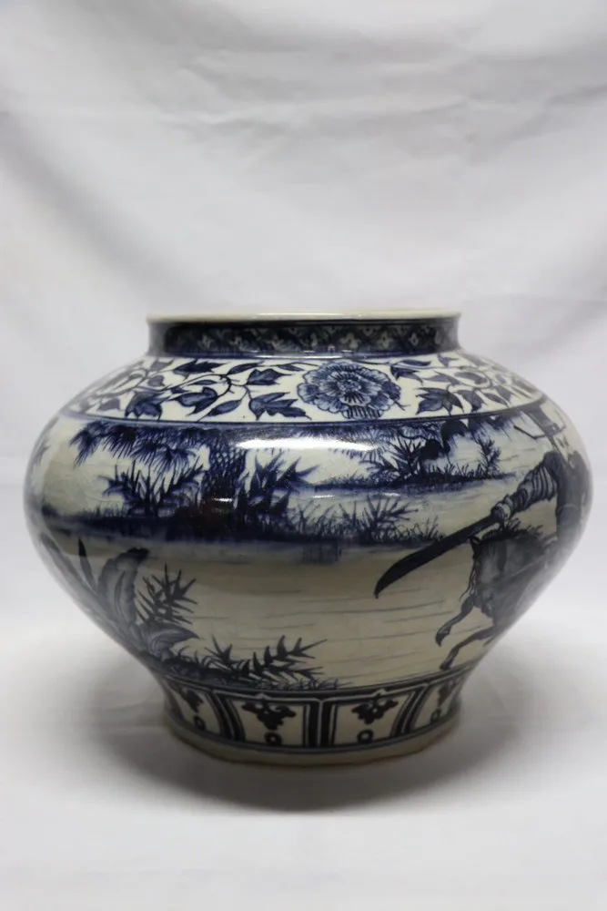 Antique Chinese Yuan Dynasty Blue and White Porcelain Jar - Warriors with Sword and Spear, view 2