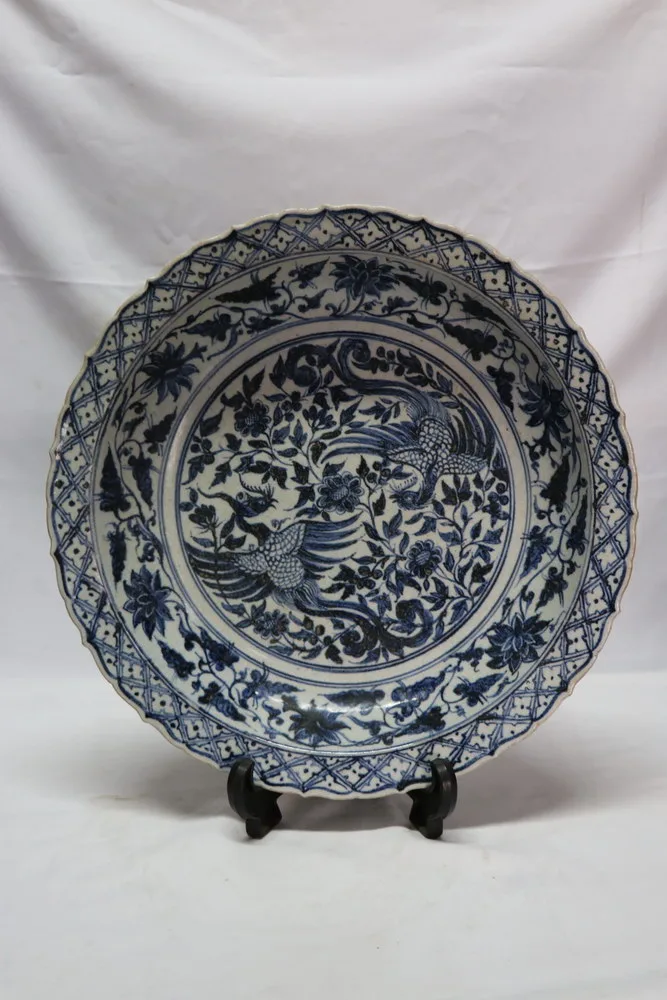 Barbed Rim Yuan dynasty Blue and White Antique Porcelain Charger Plate with Phoenix
