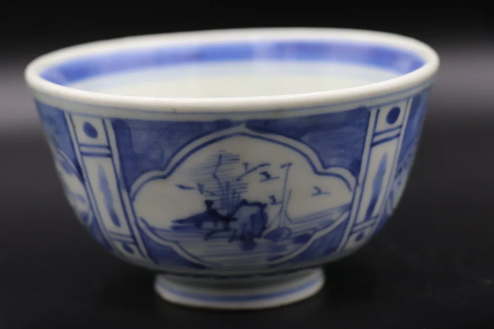 Blue and White Antique Chinese Porcelain Bowl Qing Dynasty, view 2