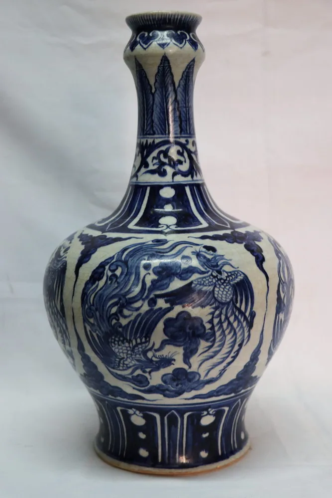 Blue and White Yuan Dynasty Porcelain Vase with Phoenix, view 3