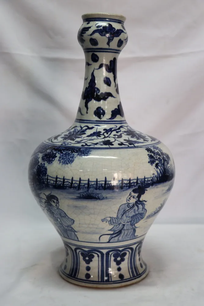 Early Ming Dynasty Blue and White Porcelain Vase with Characters, view 3