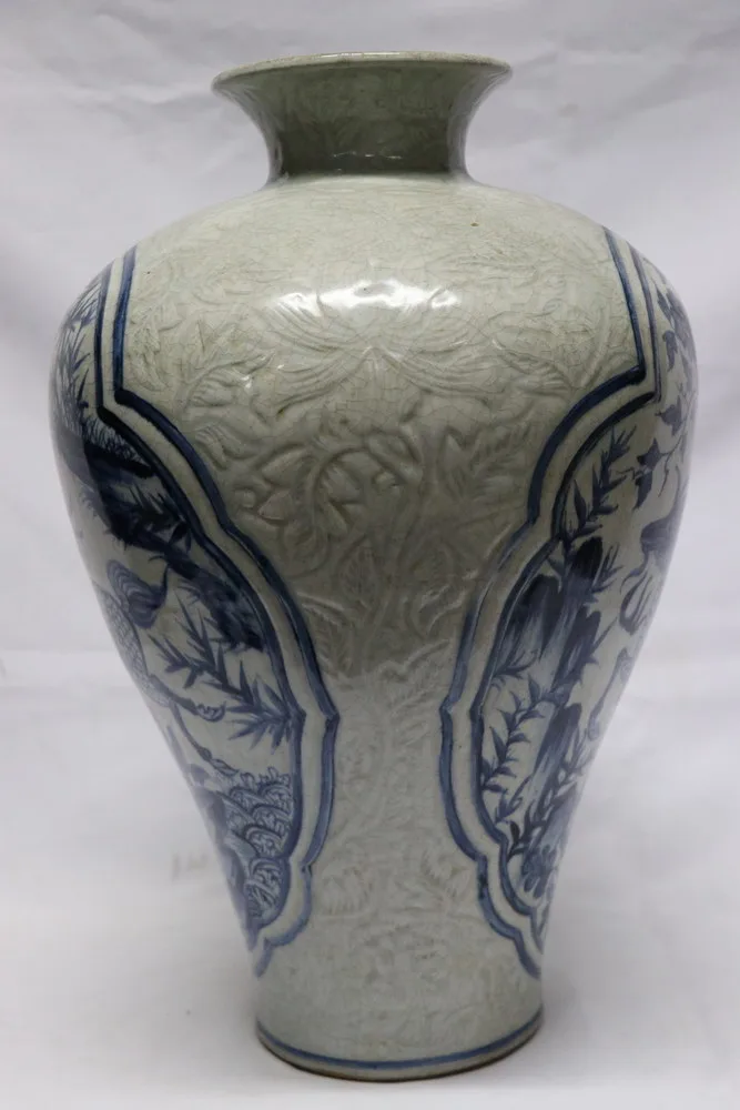 Early Yuan dynasty Antique Porcelain Vase Qilin with incised design., view 2