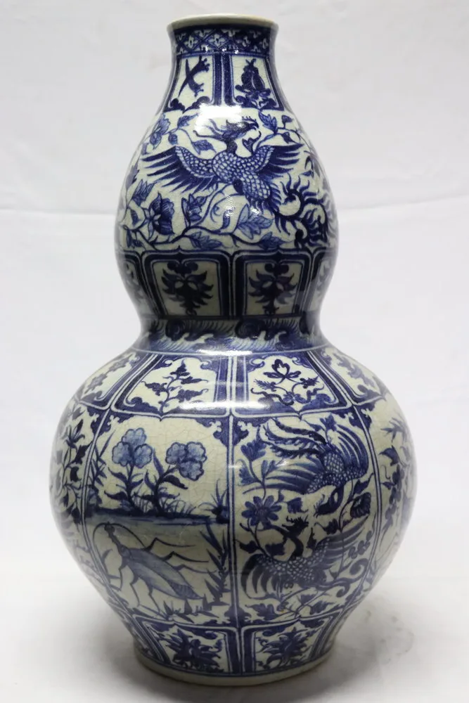 Rare Antique Chinese Blue and White Porcelain Double Gourd Vase Yuan Dynasty
