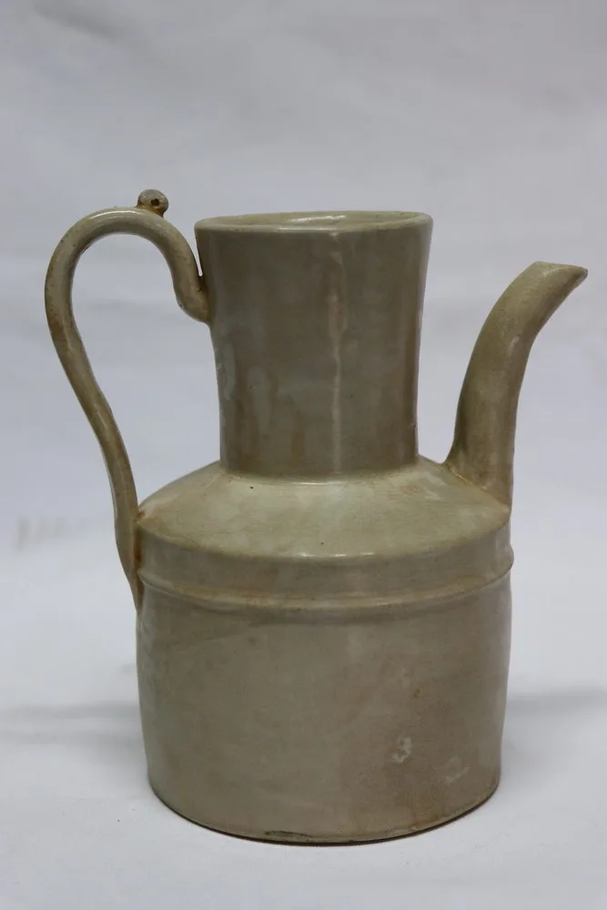 Rare Song Dynasty Qingbai Ewer, view 3